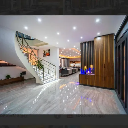 Villa Luex Villa *